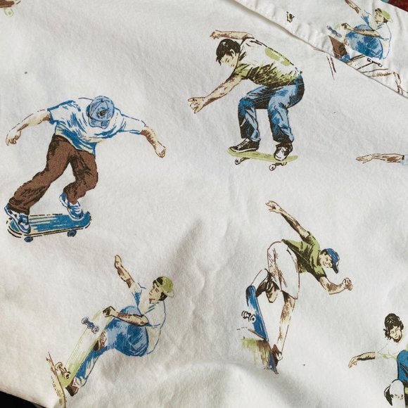 Pottery Barn Kids Skateboarding Print Organic Cotton Flat Sheet Twin Size - Picture 3 of 6